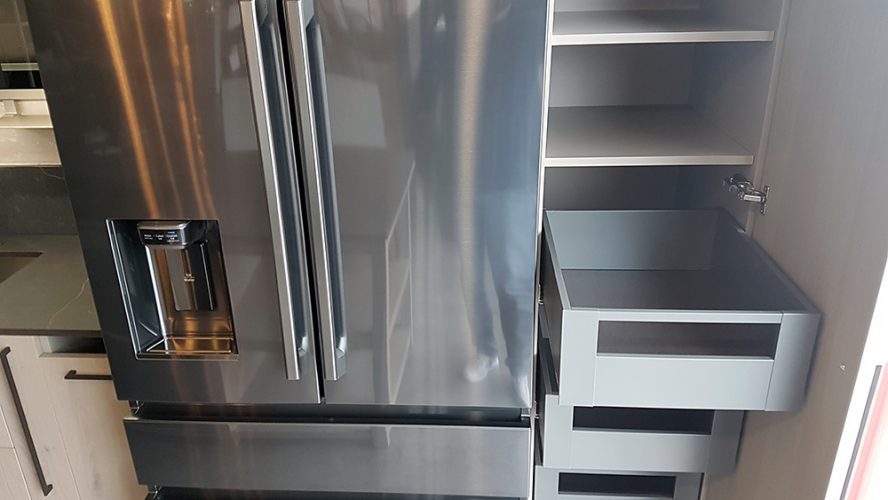 Tiroirs Legrabox dans l'armoire à provisions