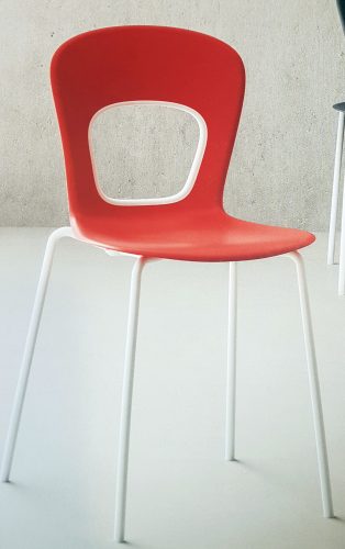 Chaise design de cuisine modèle Soléa
